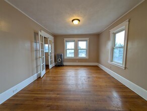 83 Billings Ave, Unit 2 in Medford, MA - Building Photo - Building Photo