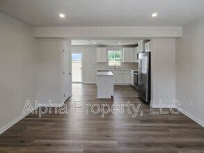 3002 Oaksmere Dr in Spartanburg, SC - Building Photo - Building Photo