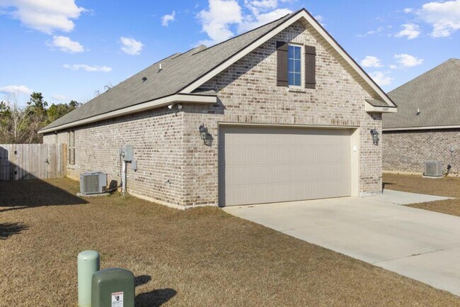 1049 Stella Rd in Foley, AL - Building Photo - Building Photo