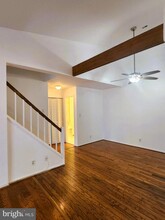 18202 Chalet Dr in Germantown, MD - Building Photo - Building Photo