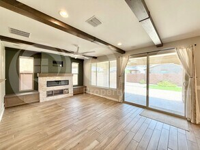 9451 E Static Ave in Mesa, AZ - Building Photo - Building Photo