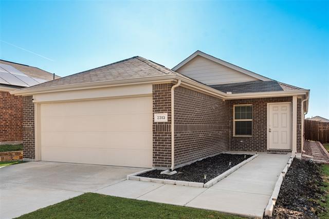 2313 Sandhill Ct in Crandall, TX - Foto de edificio - Building Photo