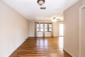 2611 44th St in Lubbock, TX - Building Photo - Building Photo