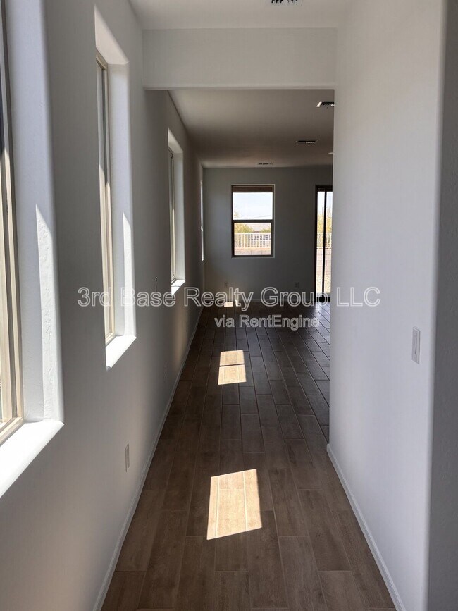 17308 W Desert Sage Dr in Goodyear, AZ - Building Photo - Building Photo