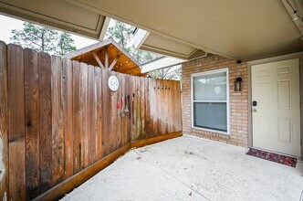 19414 Dianeshire Dr in Spring, TX - Building Photo - Building Photo