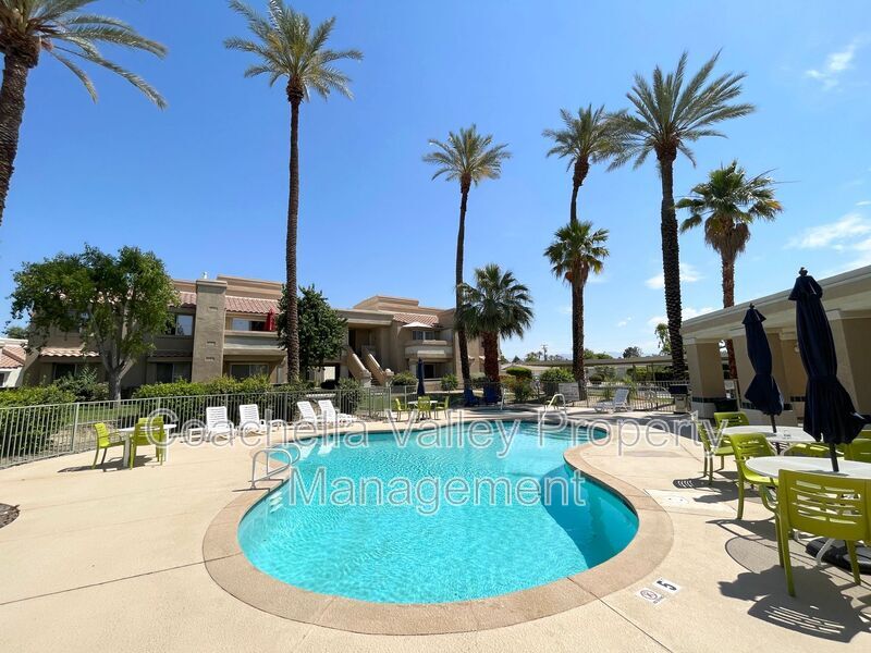 74800 Sheryl Ave in Palm Desert, CA - Building Photo