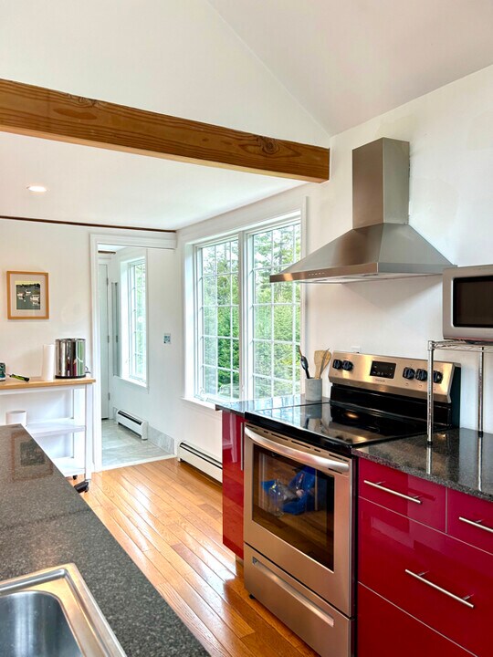 67 Regatta Dr in Freeport, ME - Building Photo