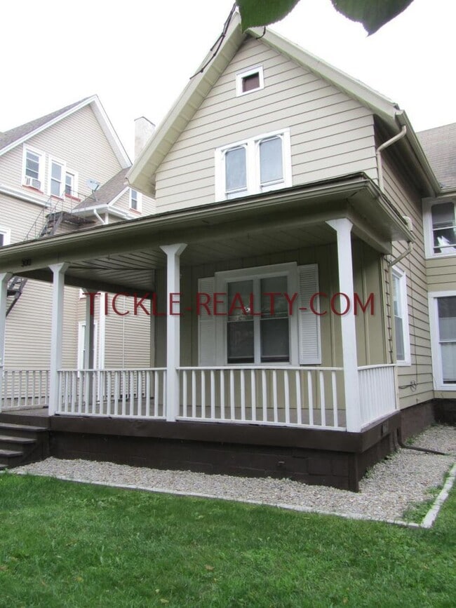 property at 300 Meigs St