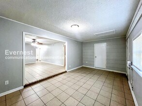 6175 Forestgate Rd in Horn Lake, MS - Building Photo - Building Photo