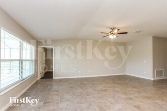 7022 Ozello Trail Ave, Unit 3001 in Sun City Center, FL - Foto de edificio - Building Photo