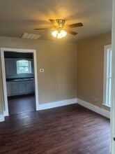 718 Rusk St in Waco, TX - Building Photo - Building Photo