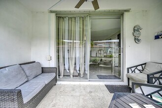 400 SE 10th St, Unit 105 in Deerfield Beach, FL - Building Photo - Building Photo