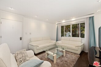 138 San Vicente Blvd-Unit -138 B in Santa Monica, CA - Building Photo - Building Photo