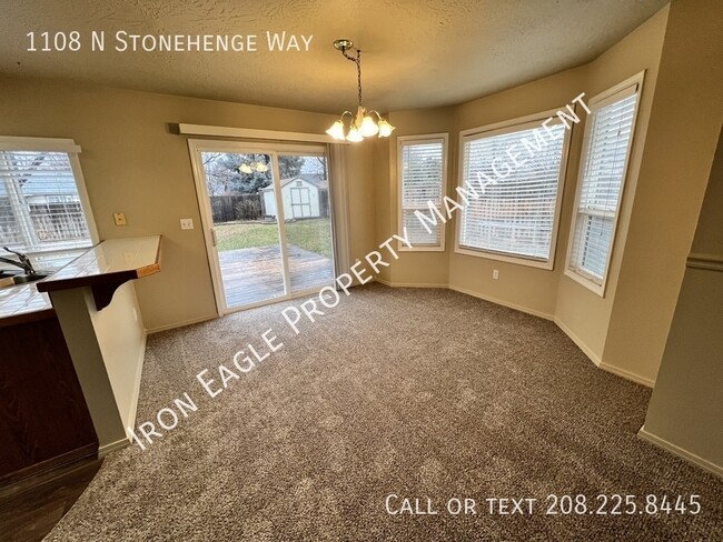 1108 N Stonehenge Way in Meridian, ID - Building Photo - Building Photo