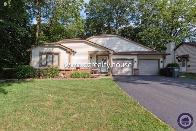 property at 5537 Willowood Ct