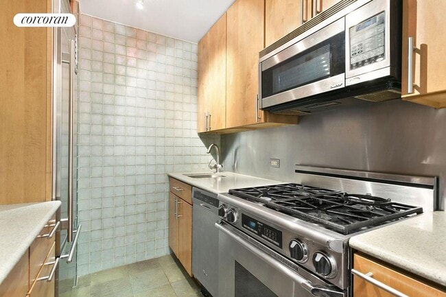 property at 411 E 53rd St