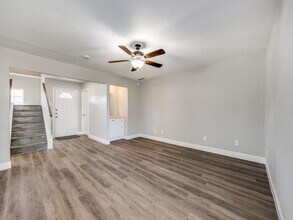 2623 Summertree Dr in Carrollton, TX - Building Photo - Building Photo