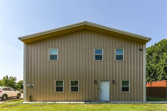 2701 Blue Mound Rd W in Fort Worth, TX - Building Photo