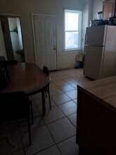 1615 N Ellamont St in Baltimore, MD - Foto de edificio - Building Photo