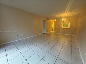 2800 NW 56th Ave in Lauderhill, FL - Building Photo - Building Photo