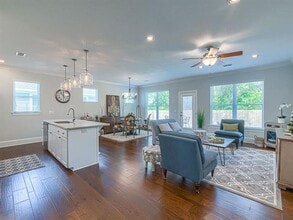 1737 Cottage Rose Ln in Tallahassee, FL - Building Photo - Building Photo