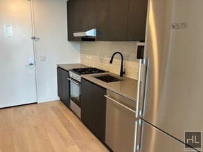 NORTHERN BOULEVARD in Queens, NY - Building Photo - Building Photo