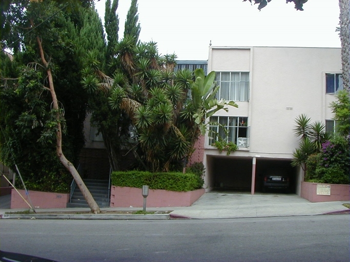 969 Larrabee St in West Hollywood, CA - Building Photo