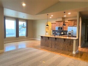 5865 N Willowside Ave in Meridian, ID - Building Photo - Building Photo