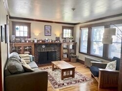 8 Dalton Rd in Belmont, MA - Building Photo - Building Photo