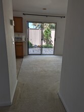 5 Holtz Ct in Alameda, CA - Building Photo - Building Photo