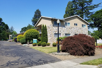 The Franklin in Beaverton, OR - Foto de edificio - Building Photo