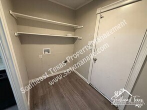 445 N 18th St in Beaumont, TX - Building Photo - Building Photo