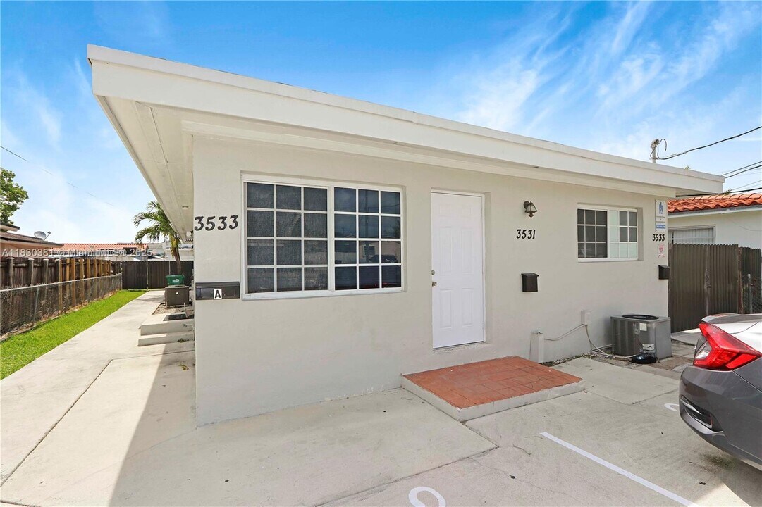 3531 SW 91 Ave in Miami, FL - Building Photo