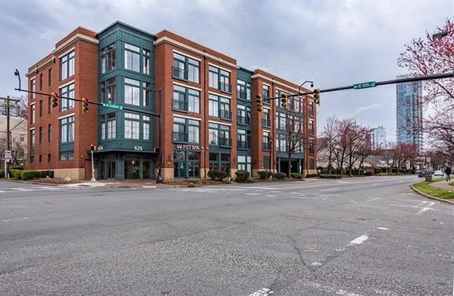 property at 626 N Graham St