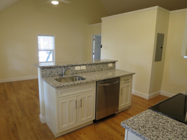 178 Boston Ave, Unit 2 in Somerville, MA - Building Photo - Building Photo