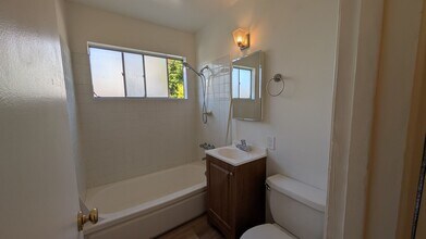2155 Acton St in Berkeley, CA - Building Photo - Building Photo