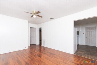 202 Carpenter St in Copperas Cove, TX - Building Photo - Building Photo