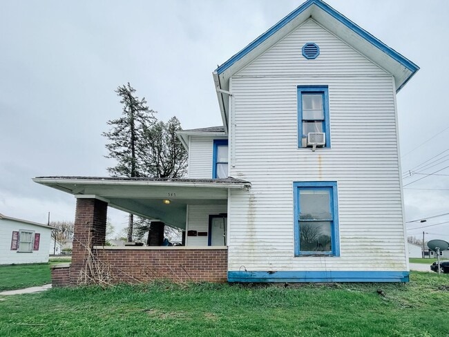 545 W State St in Albany, IN - Building Photo - Building Photo