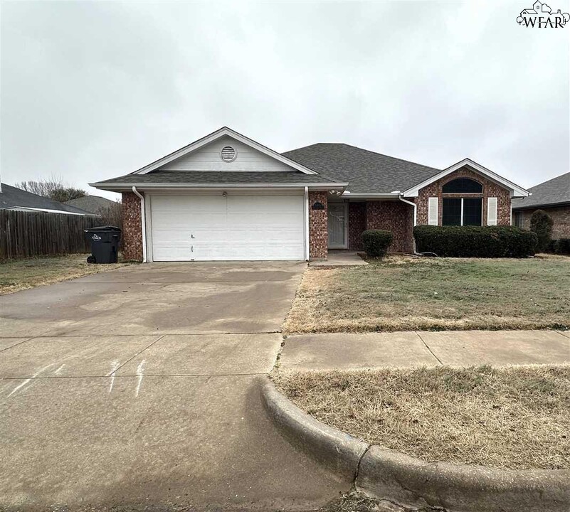 5405 Long Leaf Dr in Wichita Falls, TX - Building Photo