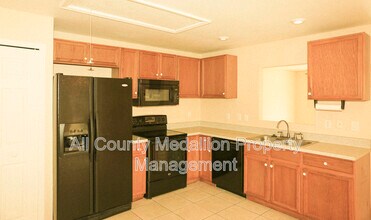 5124 30th St SW in Lehigh Acres, FL - Building Photo - Building Photo