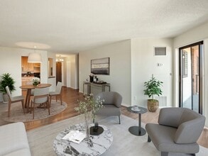 78 10th St E, Unit 804 in St. Paul, MN - Building Photo - Building Photo