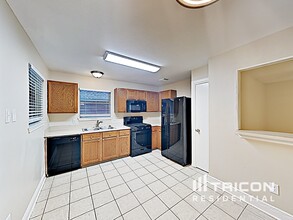 4738 Black Rock St in Baytown, TX - Building Photo - Building Photo