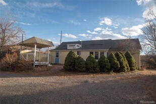 9801 W 38th Ave in Wheat Ridge, CO - Building Photo