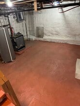 214 Seneca St in Pittsburgh, PA - Foto de edificio - Building Photo