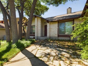 1605 Kimmerling Ln in Austin, TX - Building Photo - Building Photo