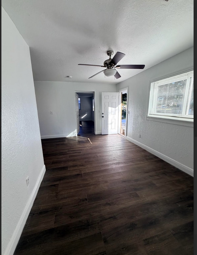 2306 N 48th St in Tampa, FL - Building Photo - Building Photo