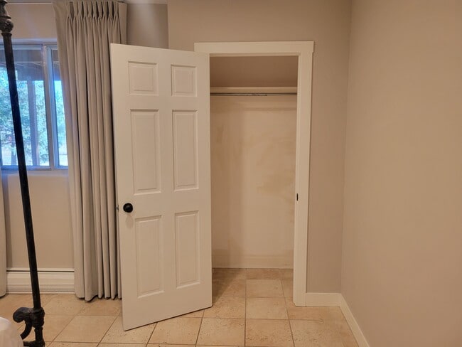 16061 W 56th Plz, Unit Lower Level in Golden, CO - Building Photo - Building Photo