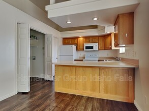 3676 Briar Creek Ln in Ammon, ID - Building Photo - Building Photo