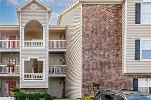 2705 Preston Woods Ln in Fayetteville, NC - Building Photo