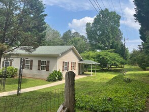 1828 Tabernacle Church Rd in Trinity, NC - Building Photo - Building Photo